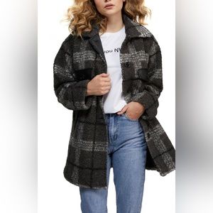 NVLT Check Berber Shacket Size M